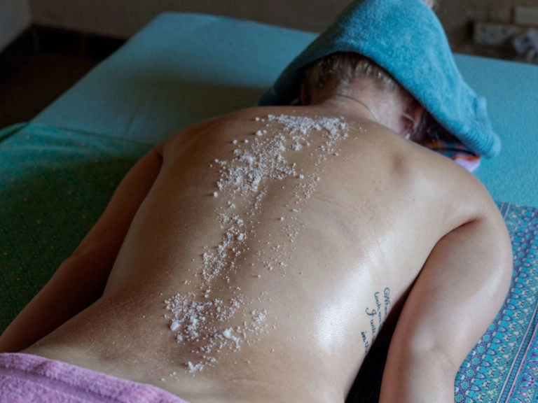 Picture showing the Quoimai-Thai-body-Scrub